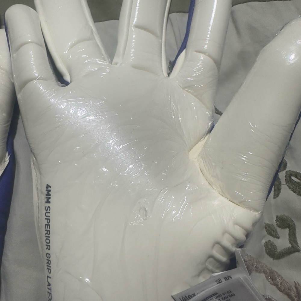 New $140 MSRP Puma Ultra Ultimate Hybrid Cut Goalie Gloves Blue 11 041948 01 - Picture 9 of 10